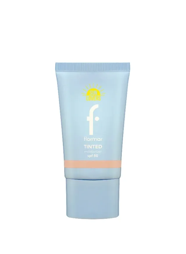 Tinted Moisturizer SPF50 002 Soft Beige
