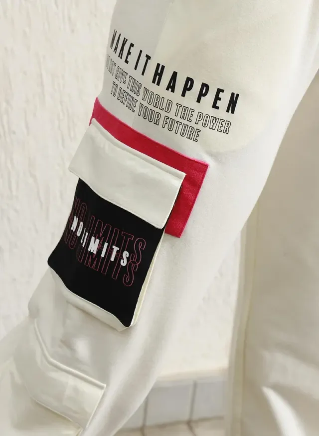 بنطلون جوجر نسائي وردي مطبوع بخصر مرتفع ورباط – صورة 5