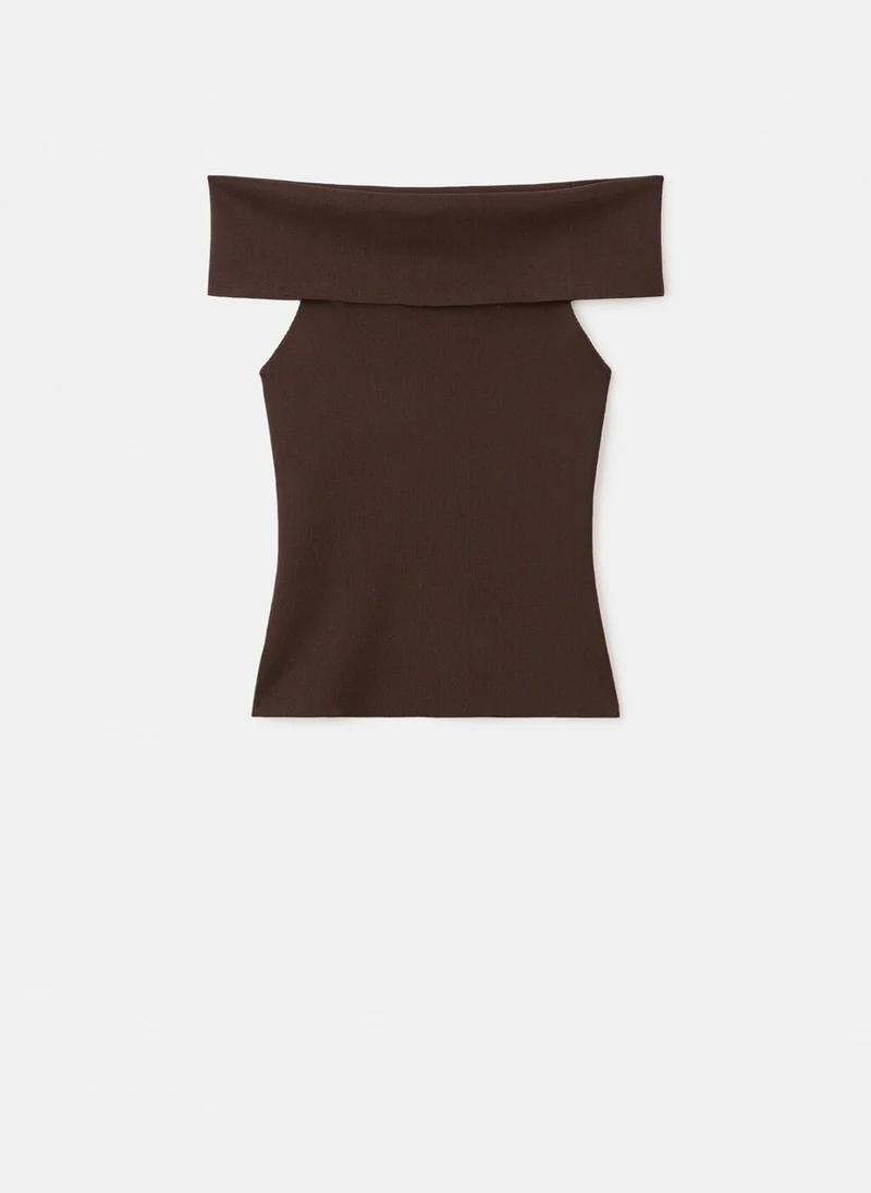 Strapless Knitted Top