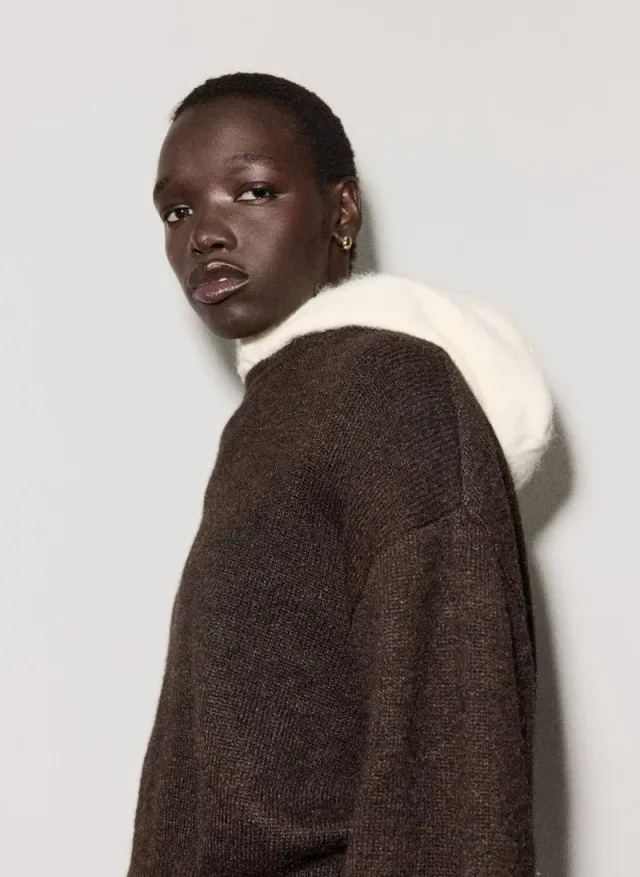 Oversize Knit Sweater – image 3