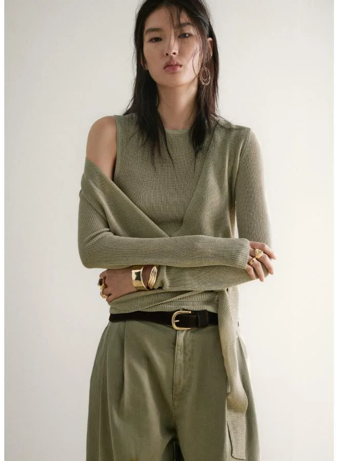 Fitted Fine-Knit Top