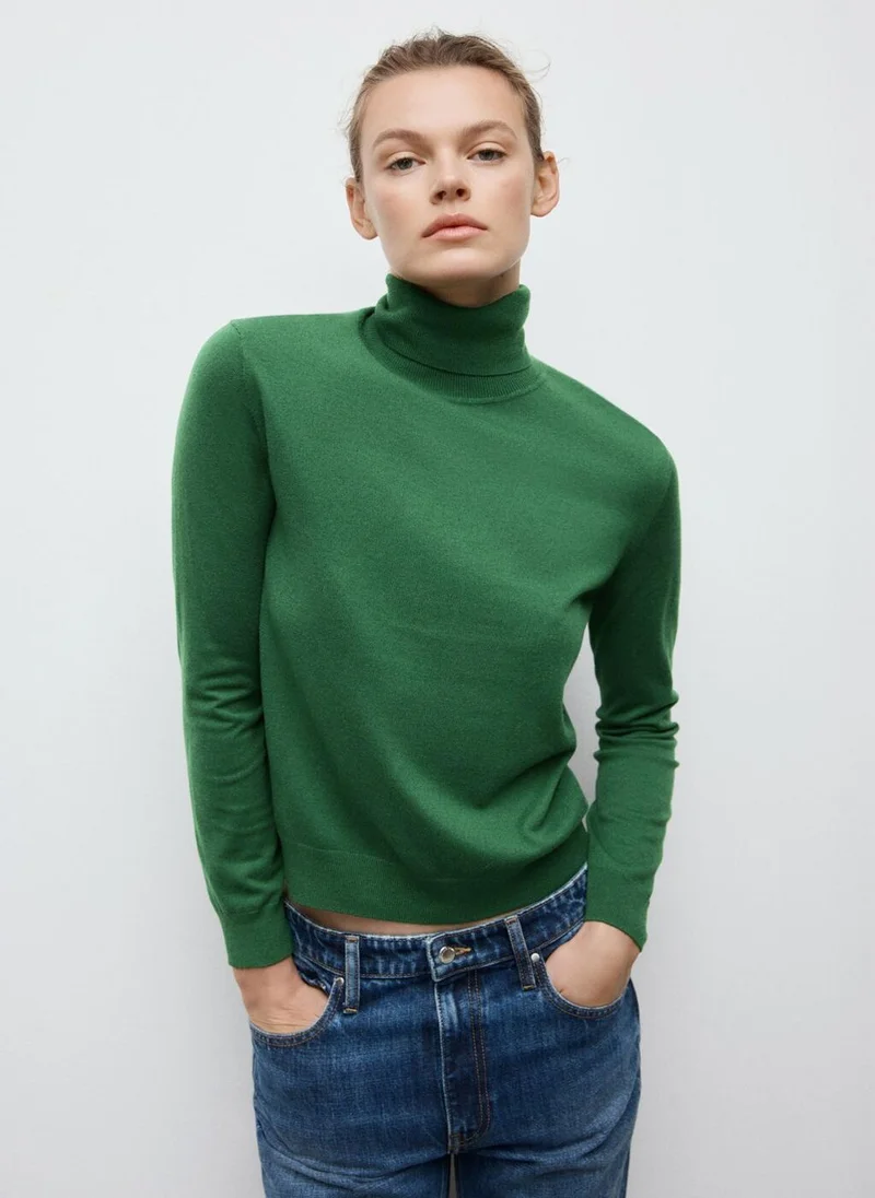 Turtleneck Knitted Sweater