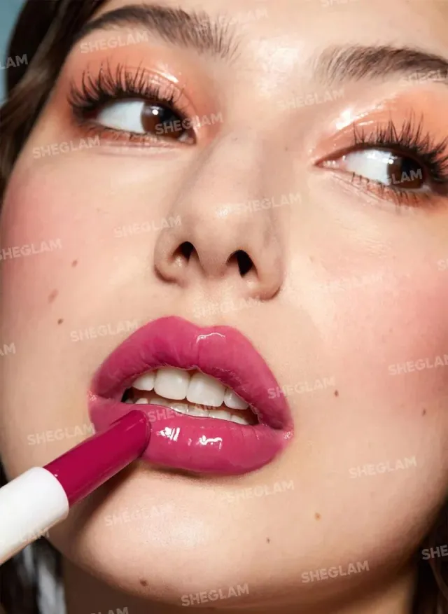 Pout-Perfect Shine Lip Plumper spring fever – image 2