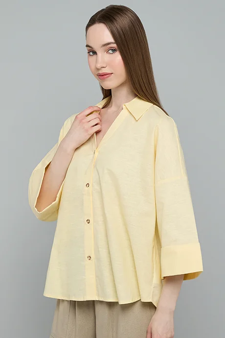Solid Shirt with Spread Collar and 3/4 Sleeves
