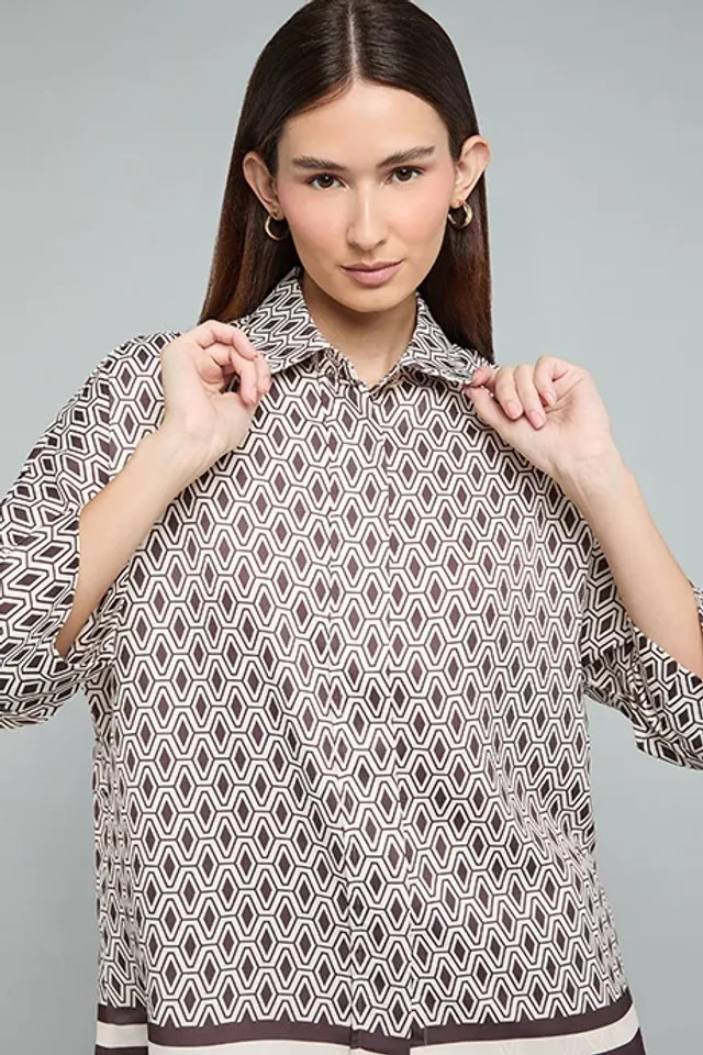 Patterned 3/4 Sleeve Shirt Brown – image 6