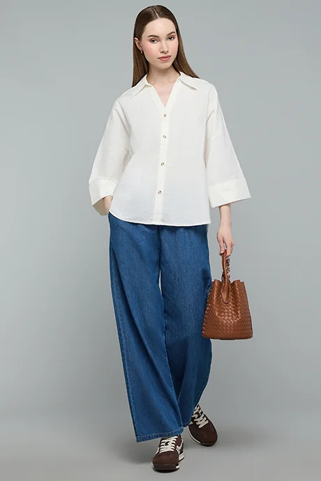 Solid Shirt with Spread Collar and 3/4 Sleeves
