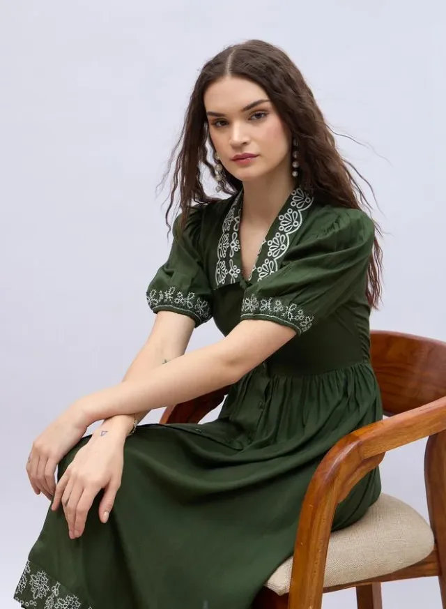 Belted Tweed Midi Dress olive green – image 6