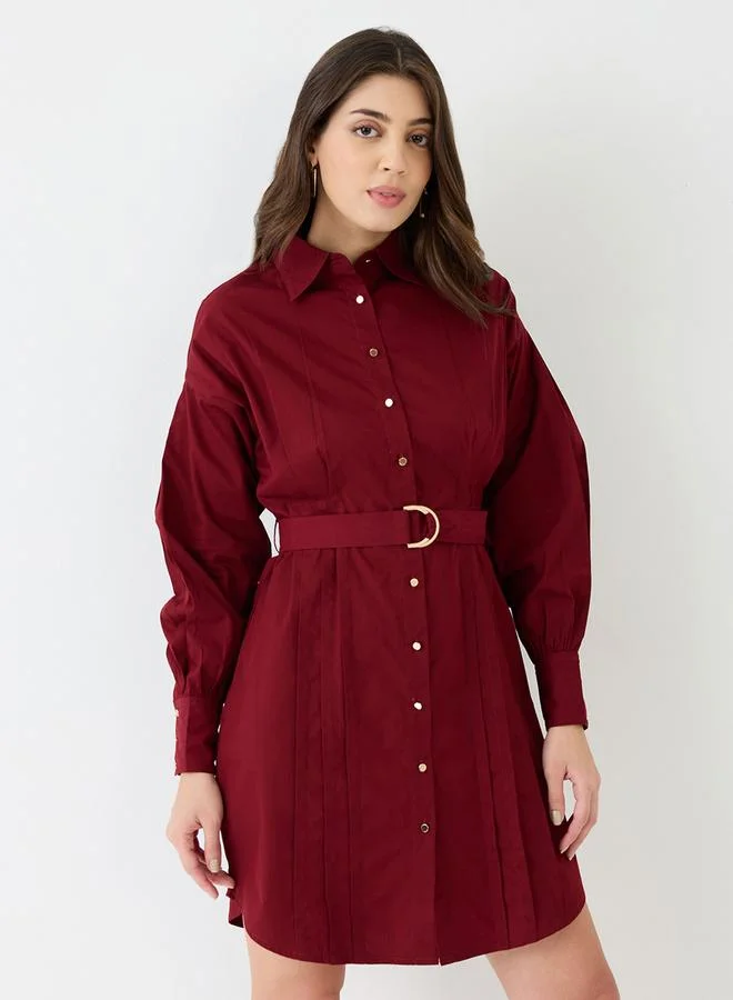Collared Pleated Mini Dress with Belt burgundy