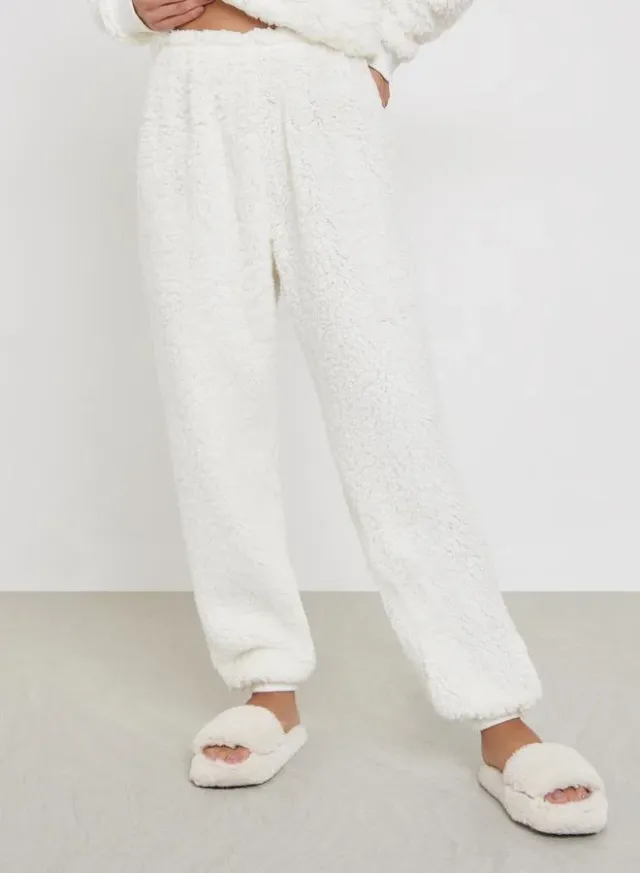 Peach Fleece Hoodie and Long Pyjama Set – image 5