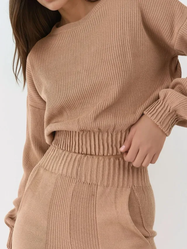 MY FASHION Ribbed Cropped Crew Neck Sweater & Elastic Cuff Pants Knit Co-Ord Set – image 5