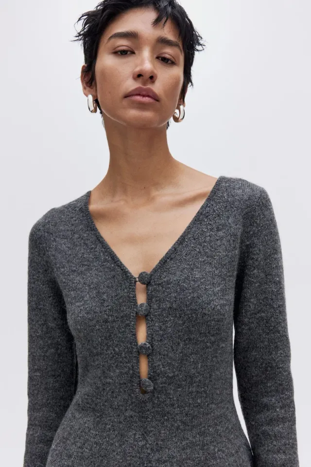 Knitted flared-skirt dress – image 2
