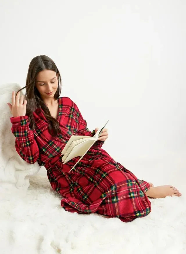 Checked Fleece Hooded Robe – image 7