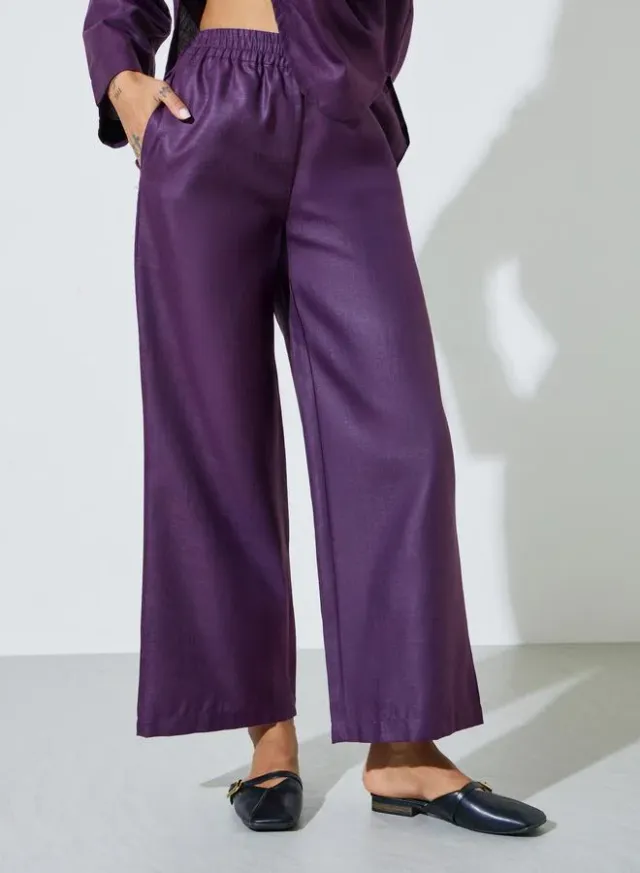 Purple Solid V-Neck Top and Wide Leg Pants Set – image 5