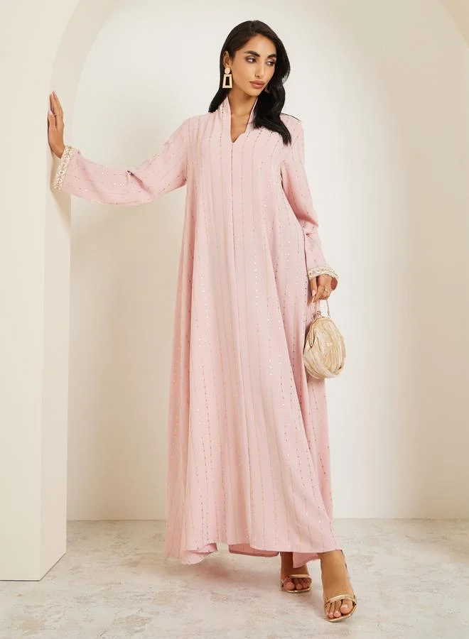 Women Foil Print Jalabiya with Lace Sleeve