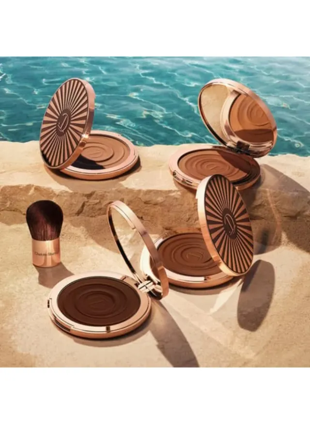 Beautiful Skin Bronzer Brush – image 2
