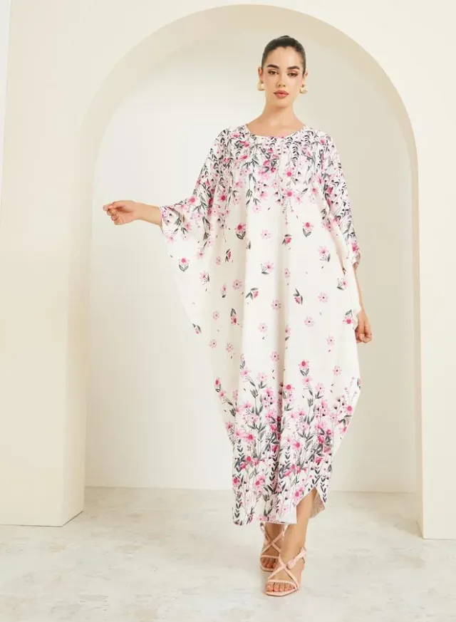 Round Neck Gradient Print Kaftan – image 3