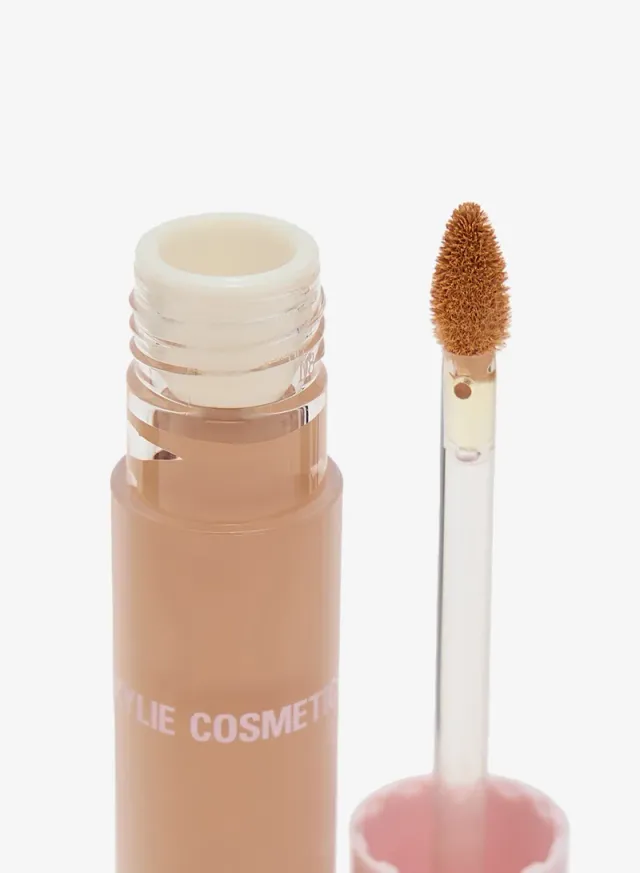 Power Plush Longwear Concealer - 5W, (5Ml) – image 3