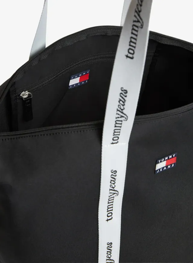 Essential Repeat Logo Tote Bag – image 5