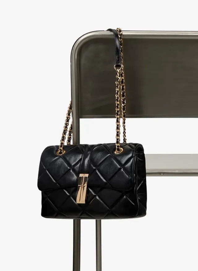 Aliciequilted Ladies Black Sling Bag – image 4