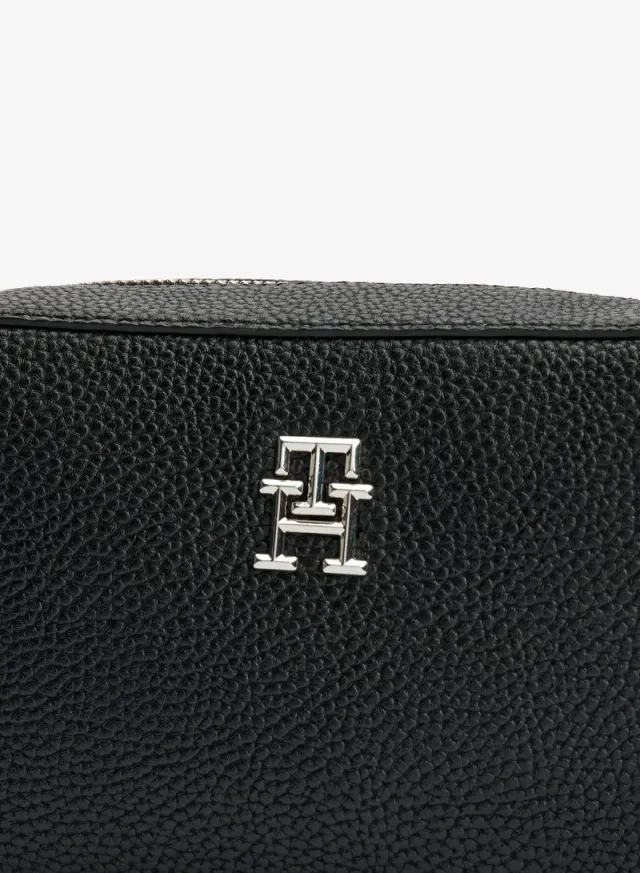 Th Emblem Crossover Camera Bag – image 3