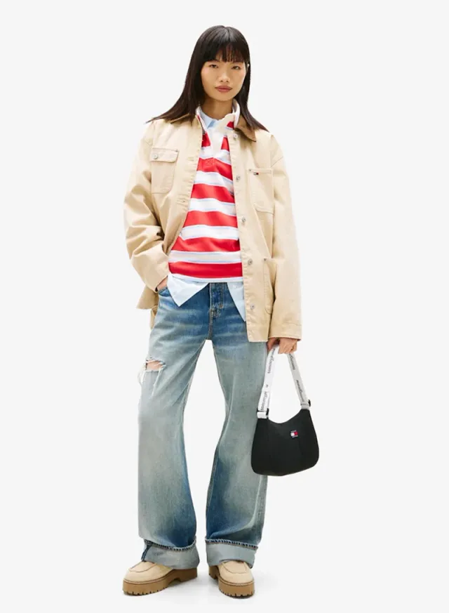Essential Repeat Logo Shoulder Bag – image 2