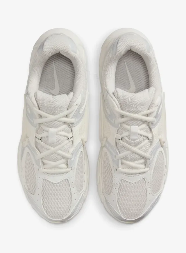 W NIKE V5 RNR SIB – image 5