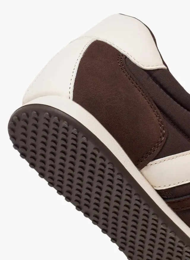 Women Pom-Pom Accent Ankle Sneakers – صورة 8