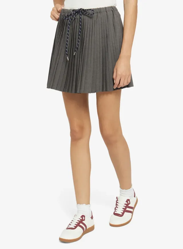 Retro Court Sneakers – image 5