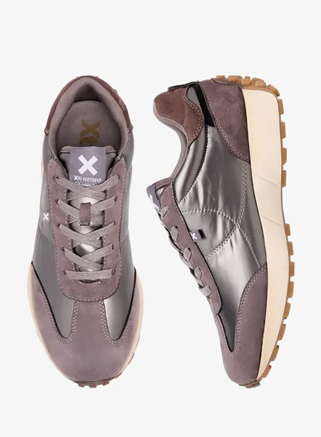 Women Metallic Lace-Up Ankle Sneakers