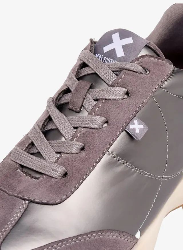 Women Metallic Lace-Up Ankle Sneakers – image 4