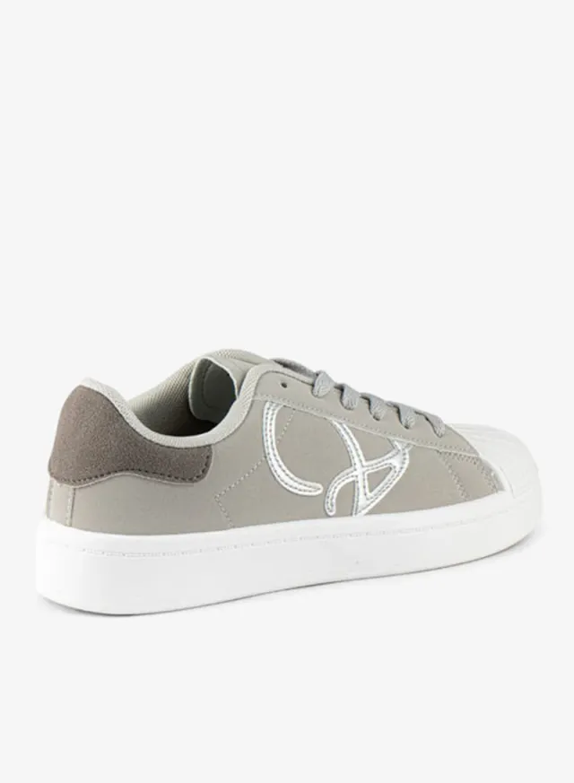 Women Sneakers – image 3