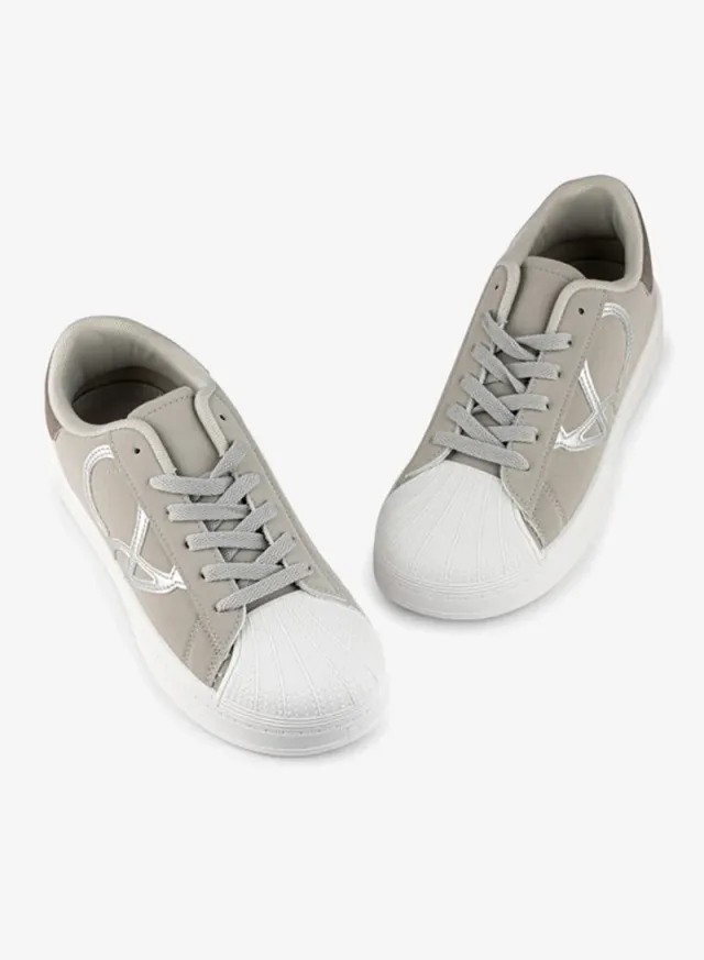 Women Sneakers – image 4