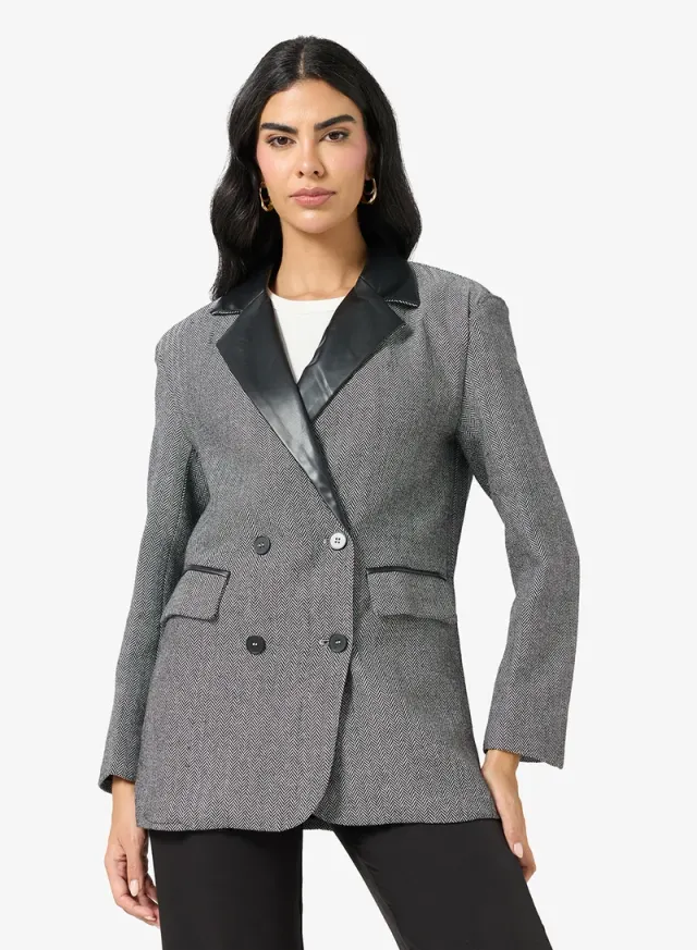 Blazer With Contrast Lapel