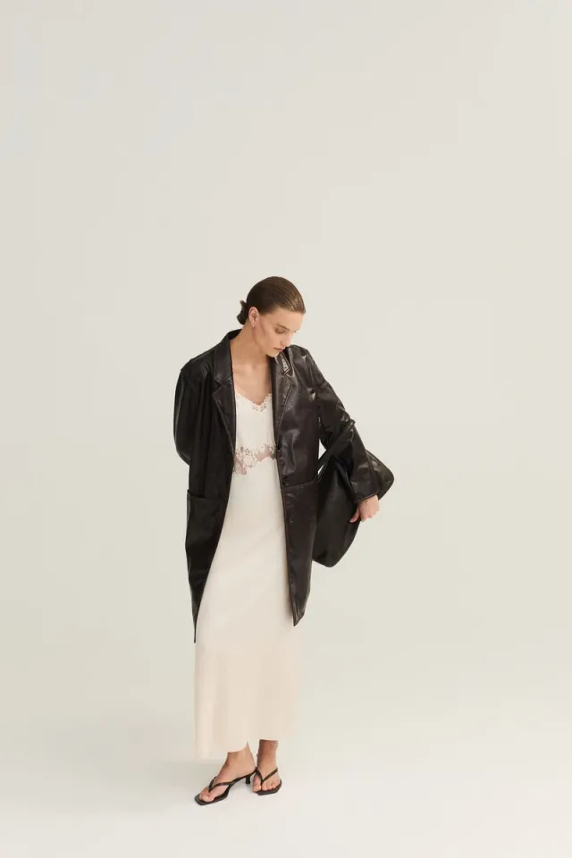 Coated coat – image 3
