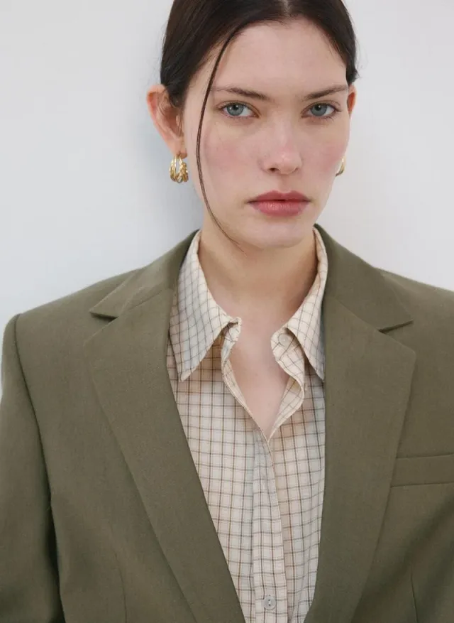 Straight suit jacket with lapel pockets – صورة 4