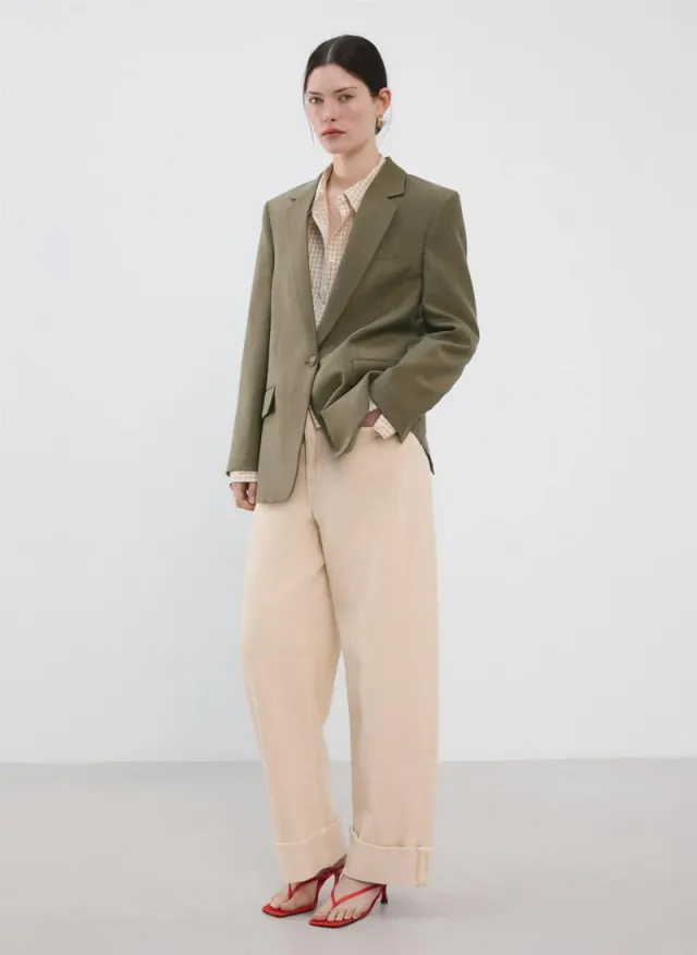 Straight suit jacket with lapel pockets – صورة 5