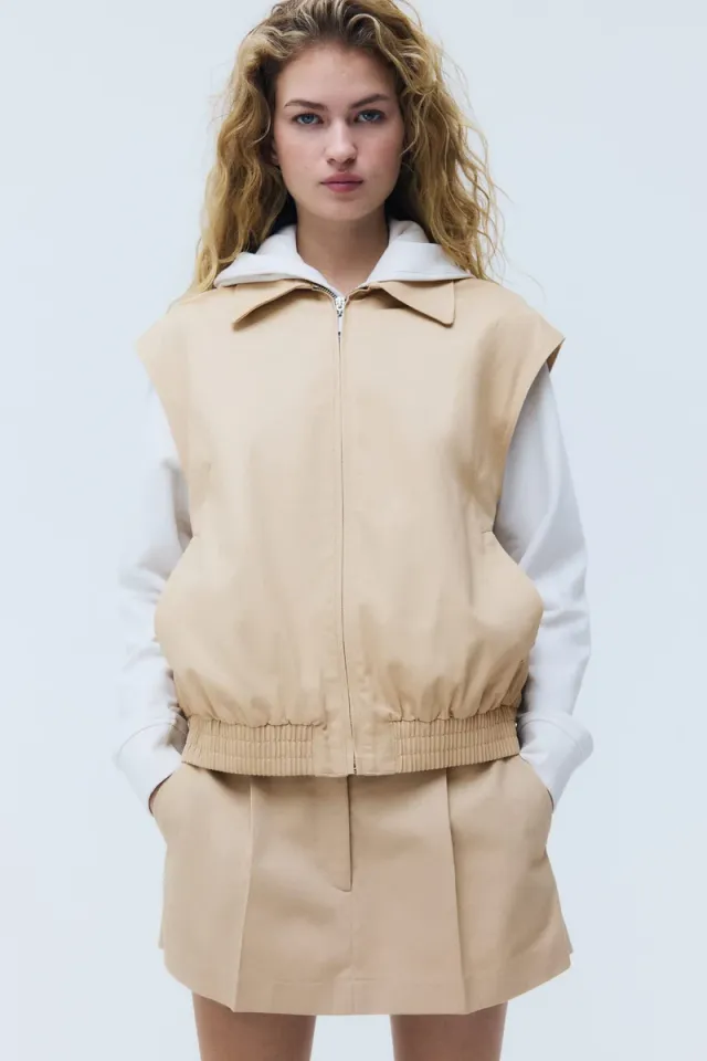 Collared cotton gilet – image 3