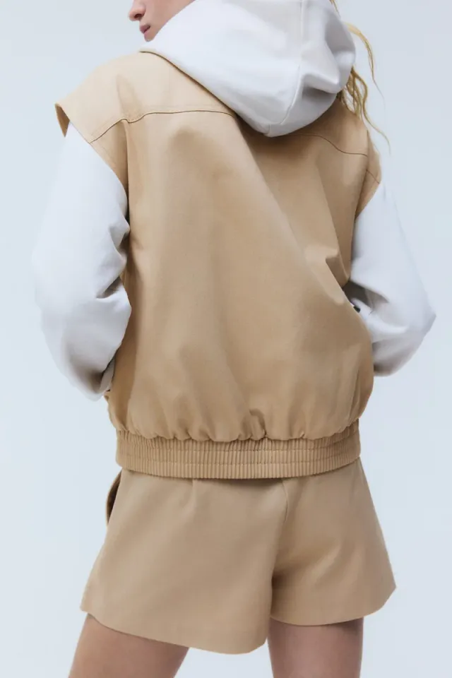Collared cotton gilet – image 4
