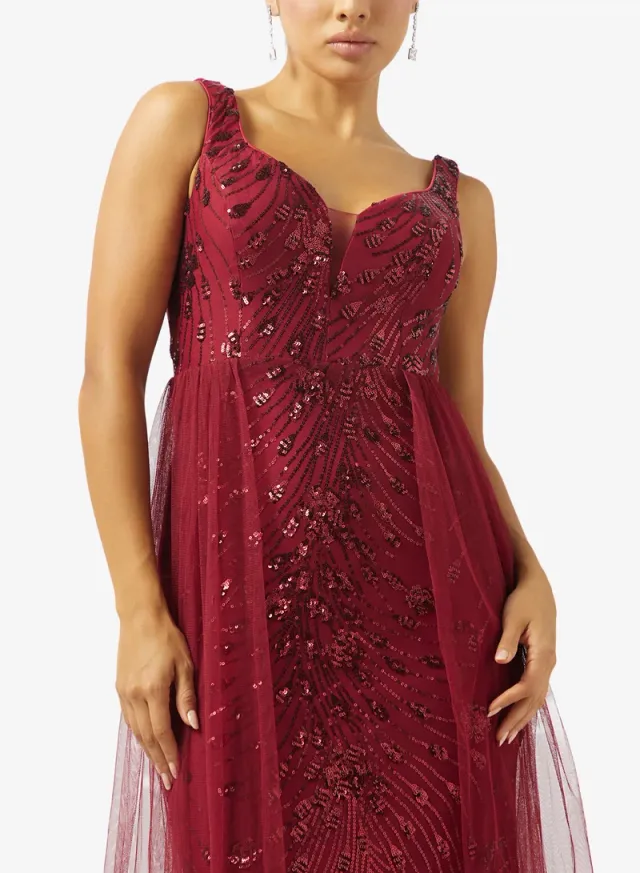Shimmer Dress With Trail – image 3