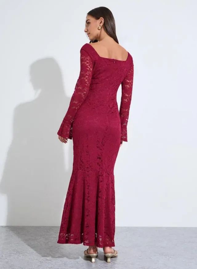 Maroon Lace Maxi Dress with Long Sleeves – image 3
