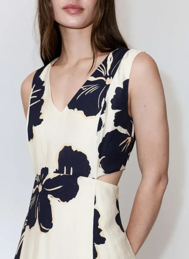 Floral Print Cut-Out Dress – صورة 4