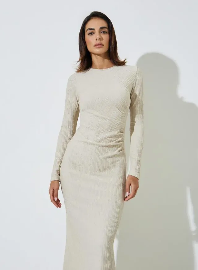 Off White Textured Long Sleeve Maxi Dress – image 2