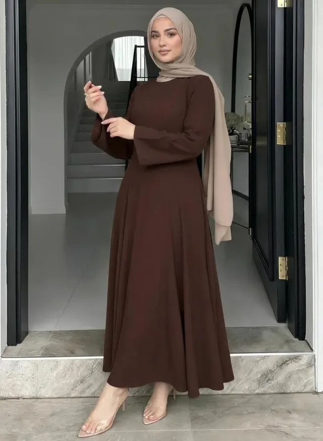 فستان ماكسي سادة بقصة A وأكمام طويلة – صورة 5