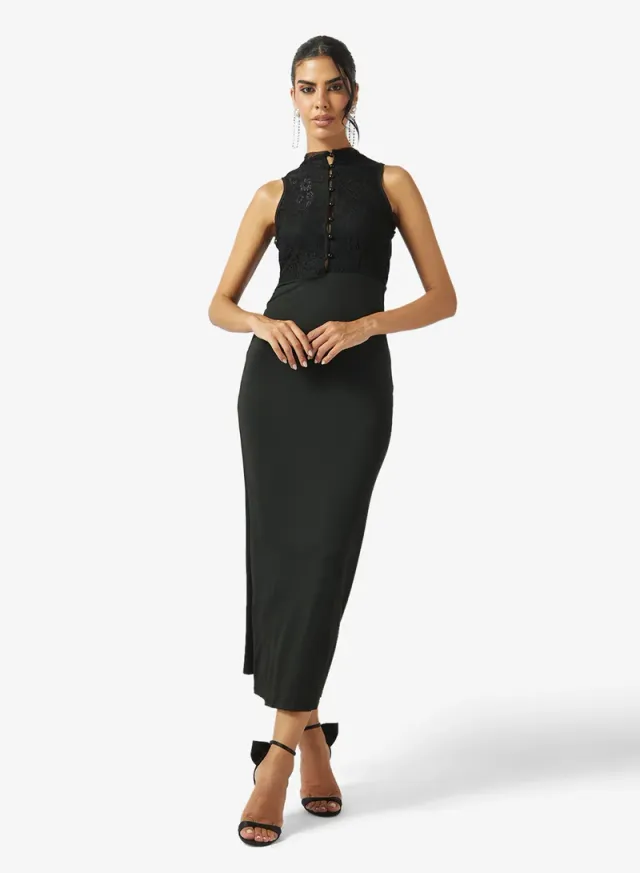 Lace Halter Neck Detailed Dress