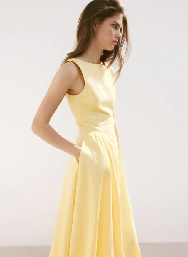 Boat-Neck Ruched Dress – image 3