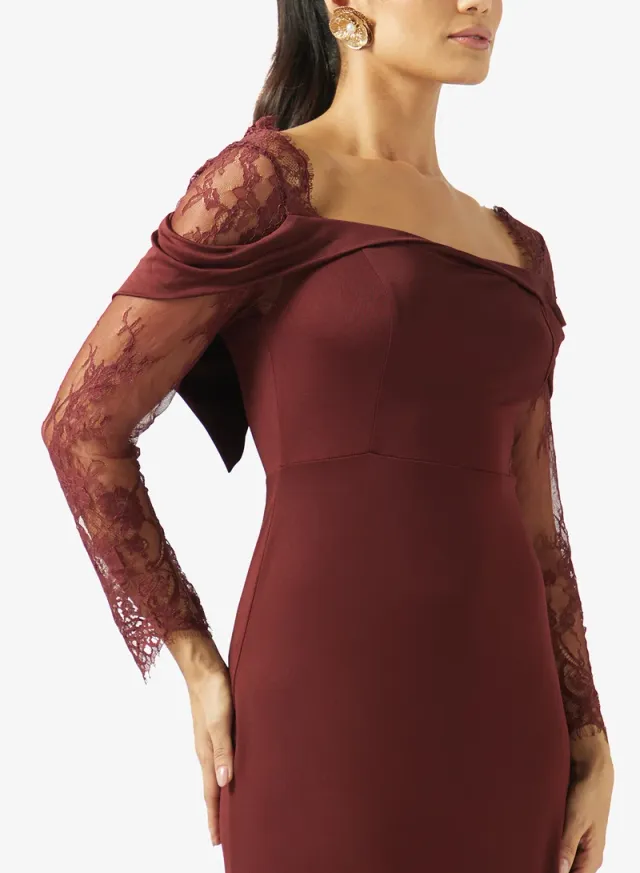 Shift Dress With Lace Sleeves – image 3