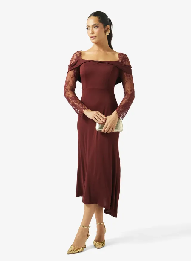 Shift Dress With Lace Sleeves – image 4