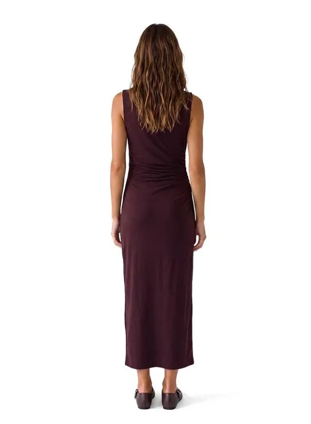 Sleeveless Midi Dress – صورة 3