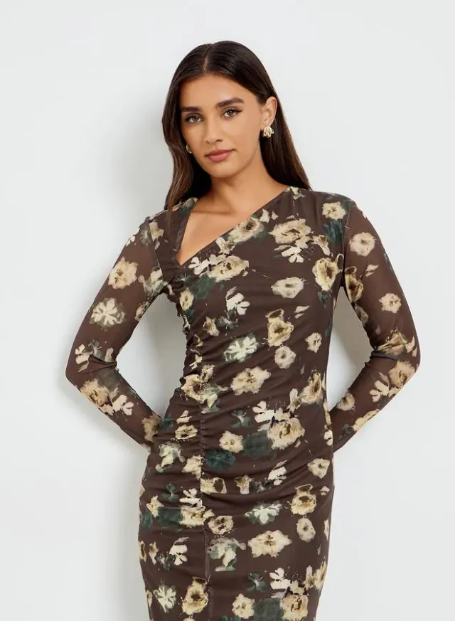 Brown Asymmetric Neck Draped Bodycon Maxi Dress – image 2