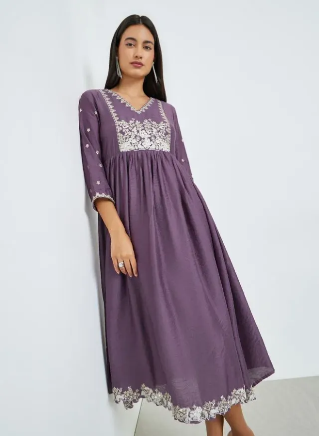 Purple Embroidery A-Line Midi Dress with 3/4th Sleeves